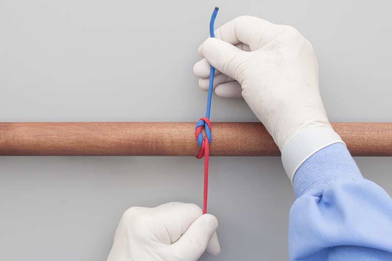 Animation: Tying the One Handed Ligature, Pulling Technique One Handed Surgical Ligature, Pulling Technique, Step-by-Step Animation