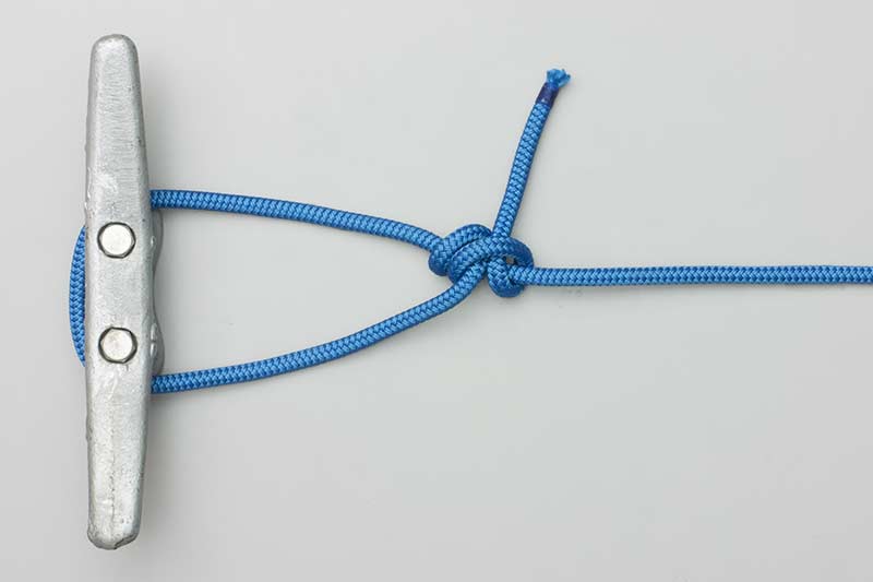 Animation: Midshipman's (Taut Line) Hitch Tying Midshipman's (Taut Line) Hitch, Step-by-Step Animation